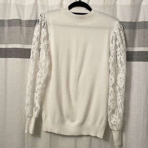 Vici lace sleeve sweater size M